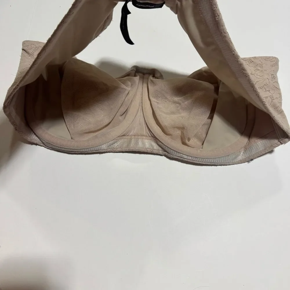 Torrid 44DDD Baby Pink Lace Unpadded Strapless Bra